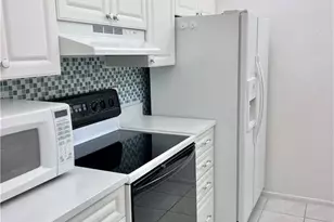 55 Laconia Ct, Fort Myers, FL 33919 - Photo 22