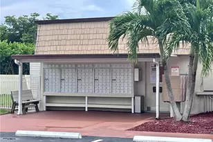 55 Laconia Ct, Fort Myers, FL 33919 - Photo 8