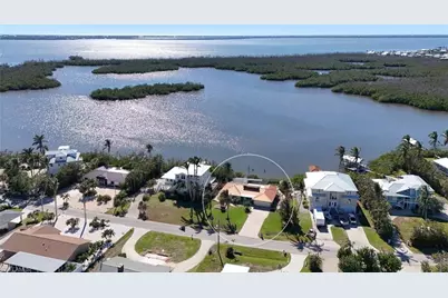 2281 8th Ave, Saint James City, FL 33956 - Photo 6