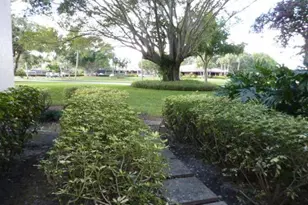 4386 Jib Boom Ct, Fort Myers, FL 33919 - Photo 4