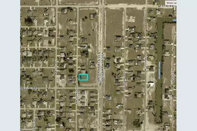 1319 NW Juanita Pl, Cape Coral, FL 33993 - Photo 2
