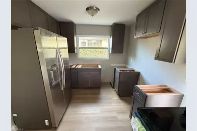 19181 Tangerine Rd #183, Fort Myers, FL 33967 - Photo 4