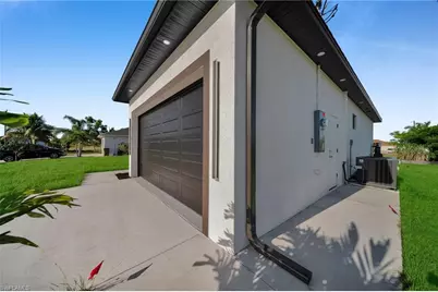 3102 Douglas Ave S, Lehigh Acres, FL 33976 - Photo 4