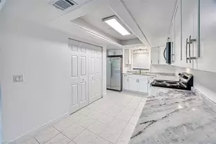 10022 Oxfordshire Ln, Fort Myers, FL 33908 - Photo 16
