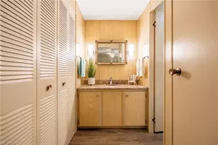 101 Elise Dr, Fort Myers, FL 33908 - Photo 20