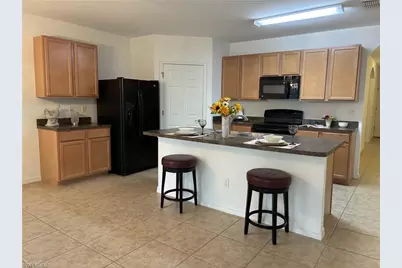 2301 SW 38th Ter, Cape Coral, FL 33914 - Photo 6