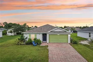 1607 NE 35th Ln, Cape Coral, FL 33909 - Photo 1
