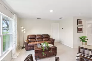 1607 NE 35th Ln, Cape Coral, FL 33909 - Photo 8