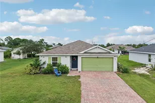 1607 NE 35th Ln, Cape Coral, FL 33909 - Photo 26