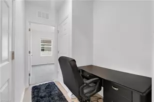 511 SW 26th Ave, Cape Coral, FL 33991 - Photo 8