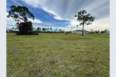 2710 NW 25th Ln, Cape Coral, FL 33993 - Photo 4