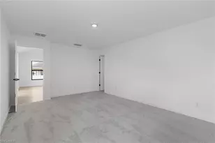 305 NW 21st St, Cape Coral, FL 33993 - Photo 10