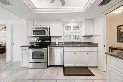 5569 Pendlewood Ln, Fort Myers, FL 33919 - Photo 6