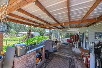 4936 Steve Reeves Ln, Plant City, FL 33565 - Photo 10