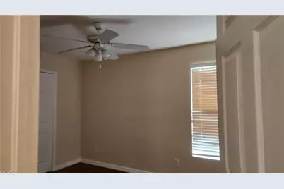 621 SW 21st Ln, Cape Coral, FL 33991 - Photo 4