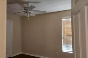 621 SW 21st Ln, Cape Coral, FL 33991 - Photo 4