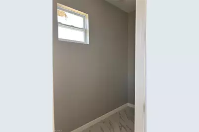 2500 41st St SW, Lehigh Acres, FL 33976 - Photo 8