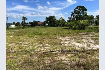 2500 41st St SW, Lehigh Acres, FL 33976 - Photo 16