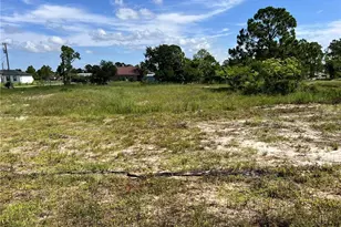 2500 41st St SW, Lehigh Acres, FL 33976 - Photo 16