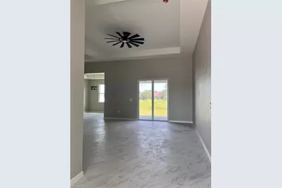 2500 41st St SW, Lehigh Acres, FL 33976 - Photo 4