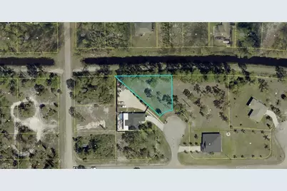 624 Beverly Pl, Lehigh Acres, FL 33974 - Photo 1