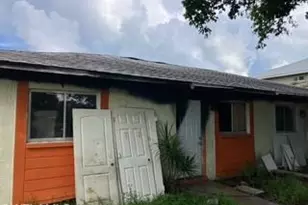 17288 Whitewater Ct, Fort Myers Beach, FL 33931 - Photo 1