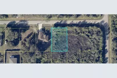 856 Frederick Reid St E, Lehigh Acres, FL 33974 - Photo 2