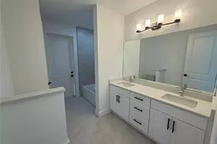 131 NW 7th Terrace, Cape Coral, FL 33993 - Photo 4