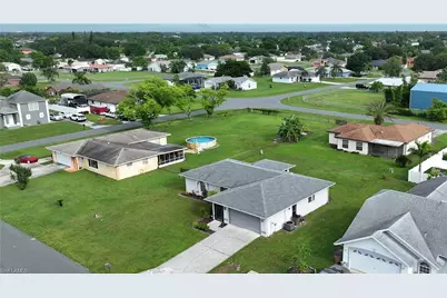 1603 Covington Meadows Cir, Lehigh Acres, FL 33936 - Photo 30