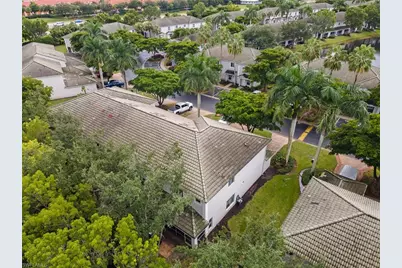 8169 Pacific Beach Dr, Fort Myers, FL 33966 - Photo 26