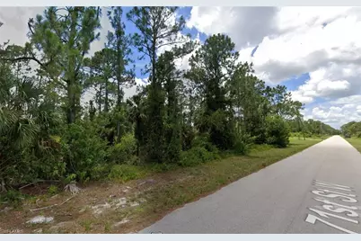 3307 71st St W, Lehigh Acres, FL 33971 - Photo 4