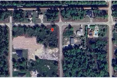 601 W 18th St, Lehigh Acres, FL 33972 - Photo 2