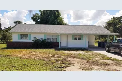 434 Buena Vista Blvd S, Fort Myers, FL 33905 - Photo 2