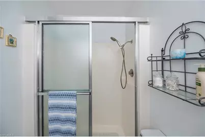 5705 Harbour Club Rd, Fort Myers, FL 33919 - Photo 24