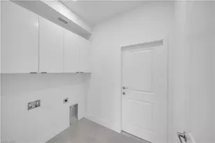 3715 Sunset Rd, Lehigh Acres, FL 33971 - Photo 10