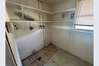 1239 SE 23rd Pl #Right side, Cape Coral, FL 33990 - Photo 12