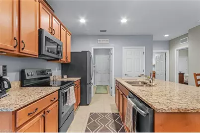 15262 Ligustrum Ln, Alva, FL 33920 - Photo 6