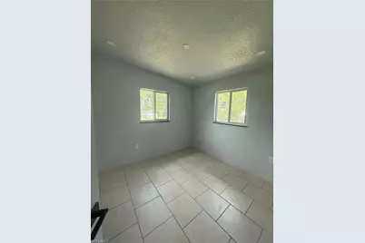1533 Gardenia Ave, Fort Myers, FL 33916 - Photo 6