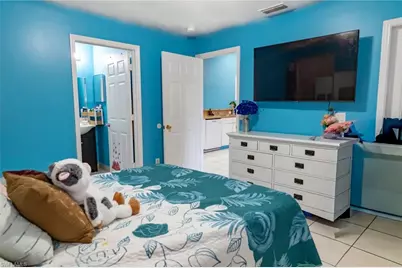 1033 Abrams Blvd, Lehigh Acres, FL 33971 - Photo 14