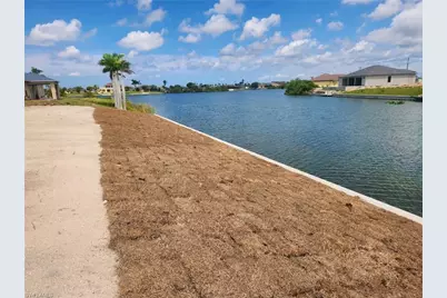 1721 NW 8th Ter, Cape Coral, FL 33993 - Photo 2