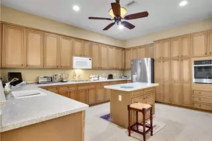 10539 Bellagio Dr, Fort Myers, FL 33913 - Photo 12