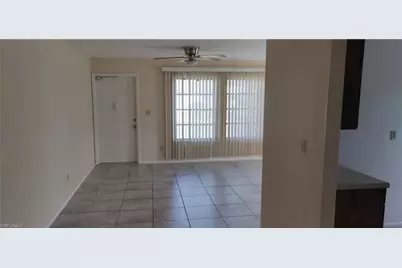 28 Temple Ct, Lehigh Acres, FL 33936 - Photo 6