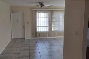 28 Temple Ct, Lehigh Acres, FL 33936 - Photo 6