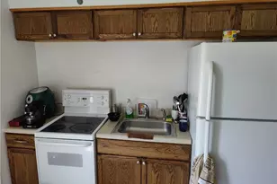 28 Temple Ct, Lehigh Acres, FL 33936 - Photo 20