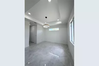 1010 Euclid Ave, Lehigh Acres, FL 33972 - Photo 10