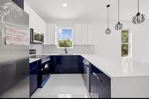 538 Brue Ave S, Lehigh Acres, FL 33974 - Photo 2