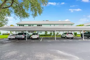 3225 E Riverside Dr, Fort Myers, FL 33916 - Photo 8