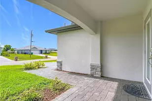 4101 NE 15th Ave, Cape Coral, FL 33909 - Photo 4