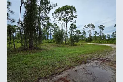 418 Lampion Ave S, Lehigh Acres, FL 33974 - Photo 1