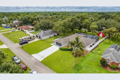 517 Hibiscus Ave, Lehigh Acres, FL 33972 - Photo 2